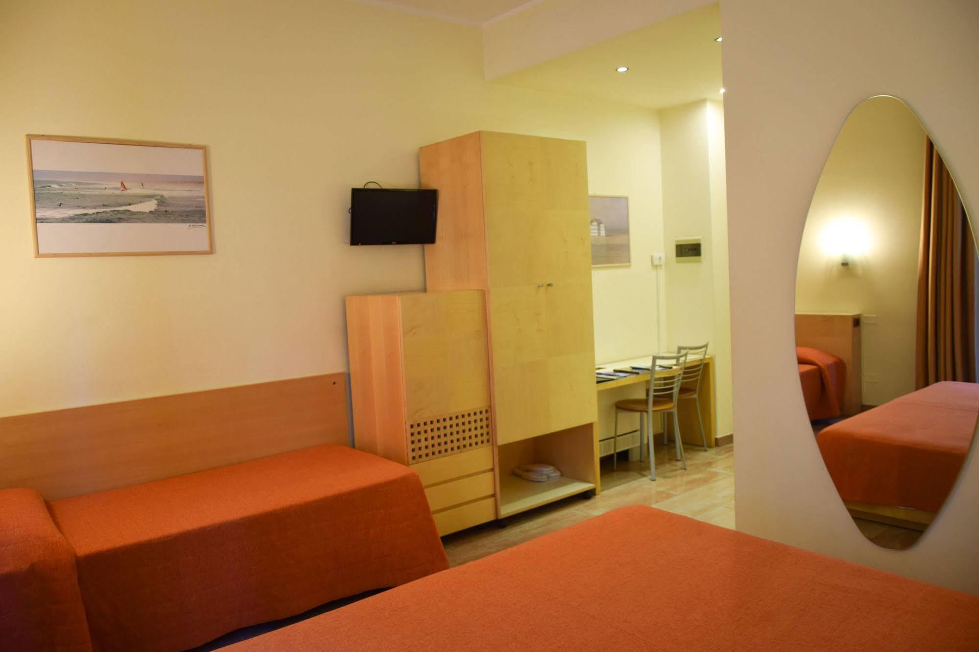 Hotel Losanna Mailand Exterior foto